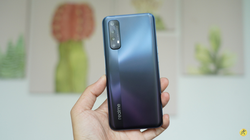 Realme 7 là chiếc smartphone mỏng nhẹ giá rẻ 