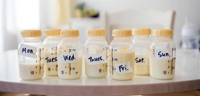 Có nên sử dụng tủ đông để bảo quản sữa mẹ hay không?