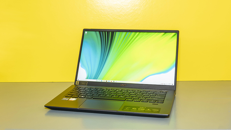 Màn hình của Swift 3X có độ phủ màu tốt nhưng hơi thiếu sáng