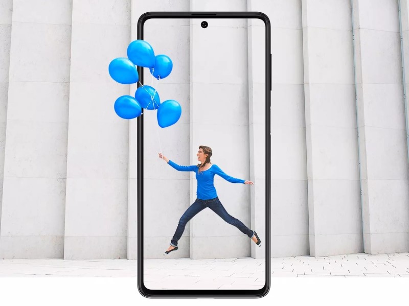 Samsung Galaxy M62 được trang bị màn hình kích thước 6.7 inch