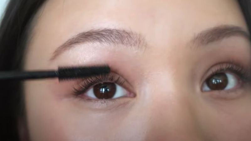 Cách sử dụng mascara