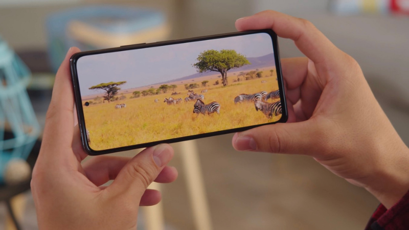 Snapdragon 732G vẫn sẽ đáp ứng tốt những nhu cầu sử dụng cơ bản như xem video. (Nguồn: GSMArena).