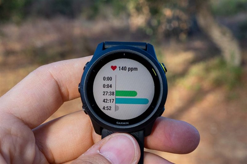 Em đồng hồ đến từ nhà Garmin khá chính xác trong tác vụ đo nhịp tim. Em đồng hồ đến từ nhà Garmin khá chính xác trong tác vụ đo nhịp tim.