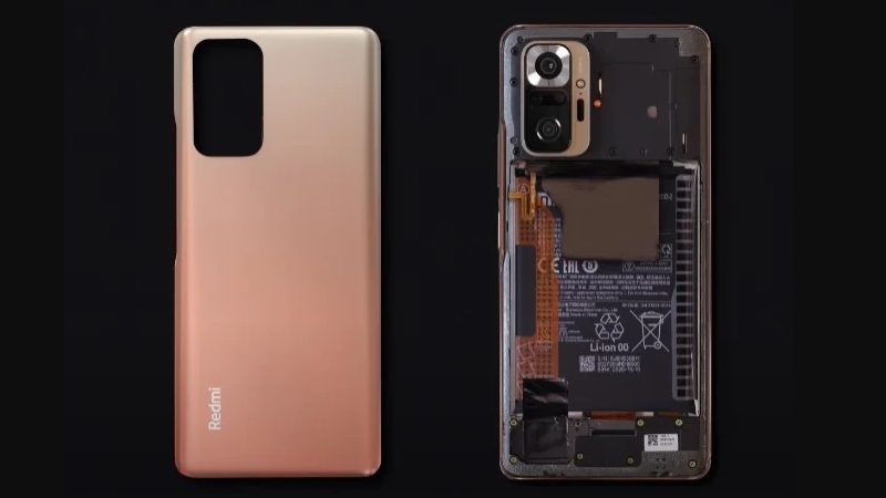 Công đoạn đầu tiên: Tháo nắp lưng Redmi Note 10 Pro