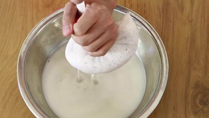 How to make coconut milk