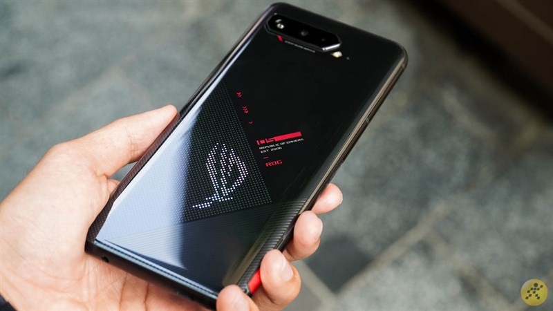 Thiết kế tổng thể của ROG Phone 5 Thiết kế tổng thể của ROG Phone 5