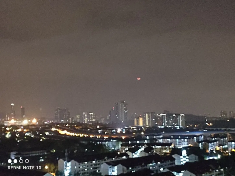 Ảnh chụp zoom 2x trên Redmi Note 10 trong điều kiện thiếu sáng. (Nguồn: Pokede.net).