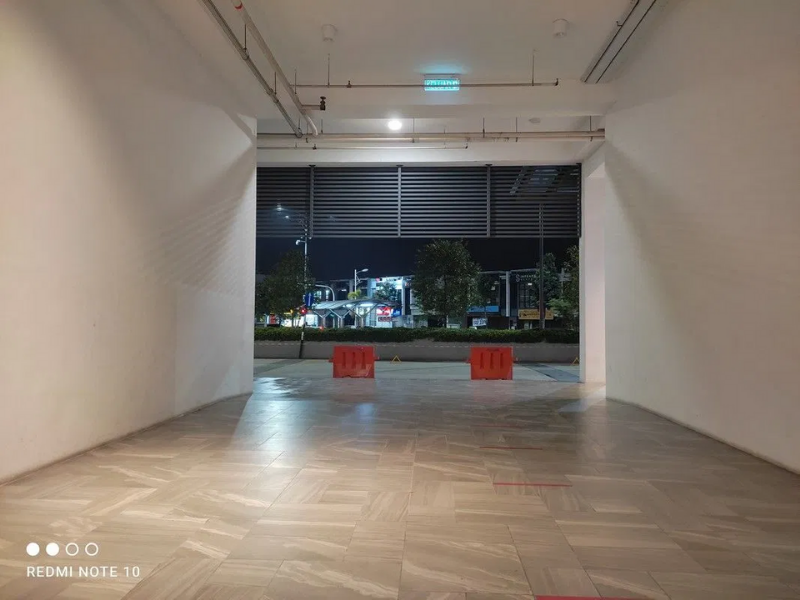 Ảnh chụp trong điều kiện ánh sáng phức tạp củ Redmi Note 10. (Nguồn: Pokde.net).