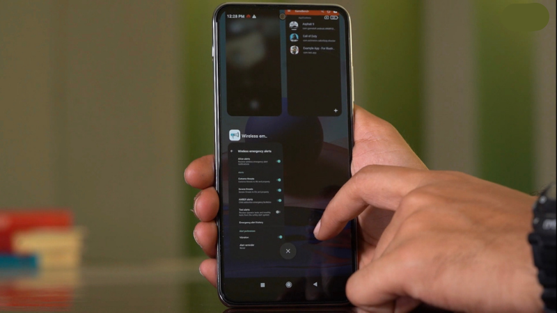 Trải nghiệm thao tác vuốt chạm cơ bản trên màn hình của Redmi Note 10 cũng khá ổn, trơn tru. (Nguồn: Digit).