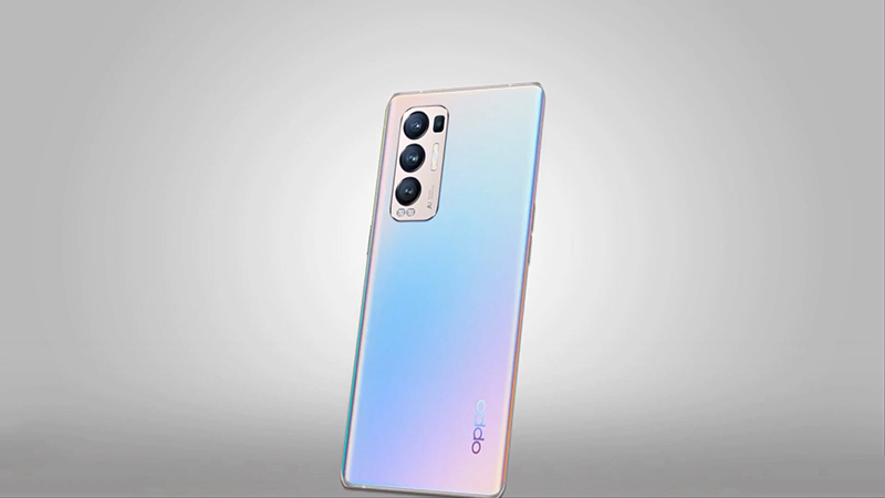 OPPO Find X3 Neo có mặt lưng được thiết kế khá đơn giản, nổi bật với cụm camera hình chữ nhật