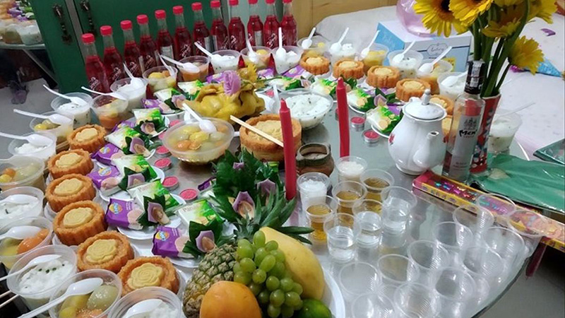 Mâm cúng đầy tháng bé gái