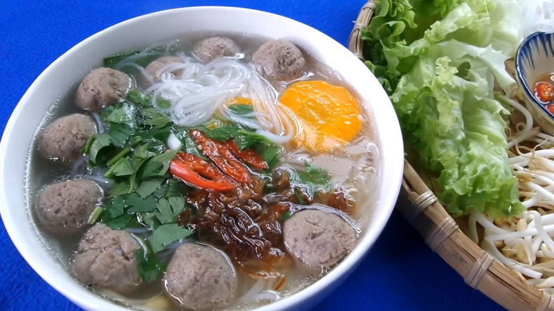 Phở bò viên Hớn Hưng