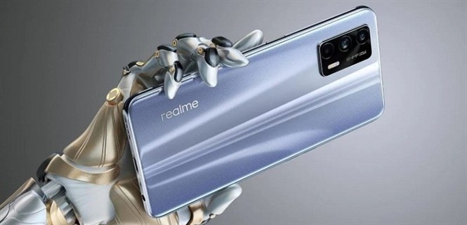Realme GT 5G với chip “Rồng” 888 ra mắt với mức giá cực kỳ hấp dẫn