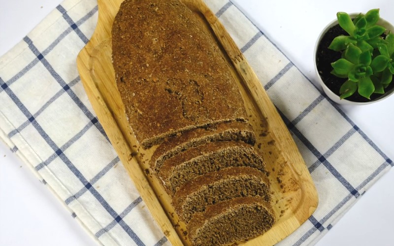 Bánh mì đen nguyên cám