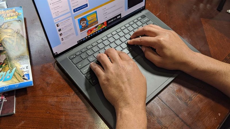 Hiệu suất mạnh mẽ trên Dell XPS 15 (2020) giúp đáp ứng tốt nhu cầu công việc hàng ngày của bạn.