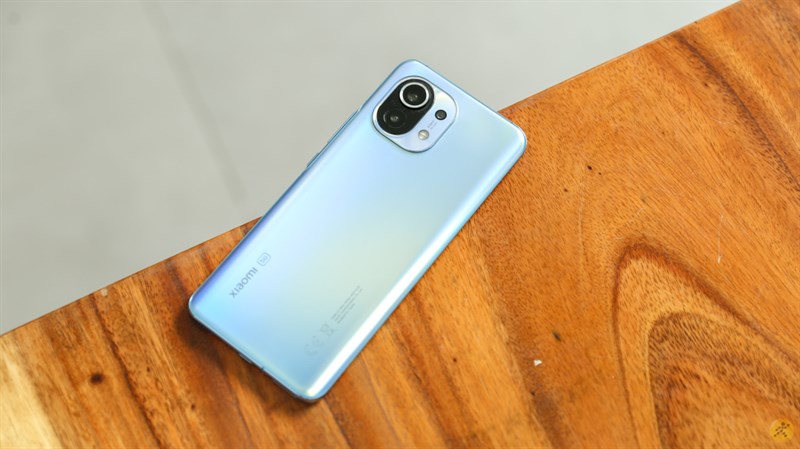 Thiết kế tổng thể của Xiaomi Mi 11 5G