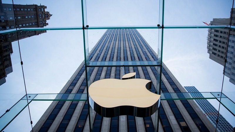Apple Apple