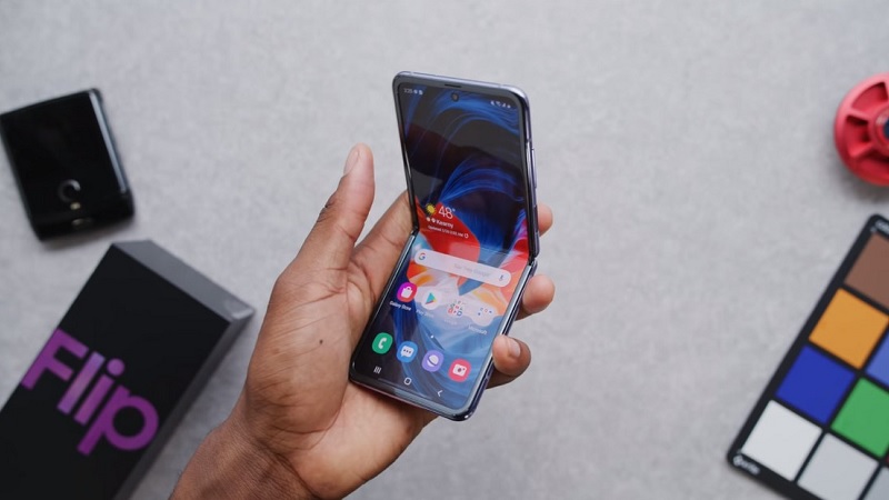 Zenfone 8 Flip lộ diện danh sách ARCore, là smartphone màn hình gập? Zenfone 8 Flip lộ diện danh sách ARCore, là smartphone màn hình gập?