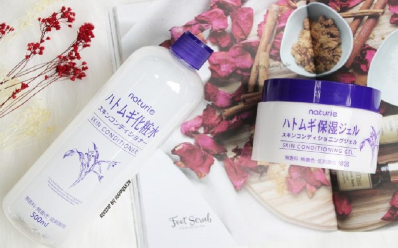 Nước hoa hồng Ý Dĩ Naturie Skin Conditioner