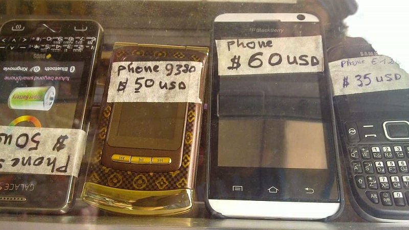 'Dạo' qua thị trường điện thoại 'nhái': Samsung bị sao chép nhiều nhất 'Dạo' qua thị trường điện thoại 'nhái': Samsung bị sao chép nhiều nhất