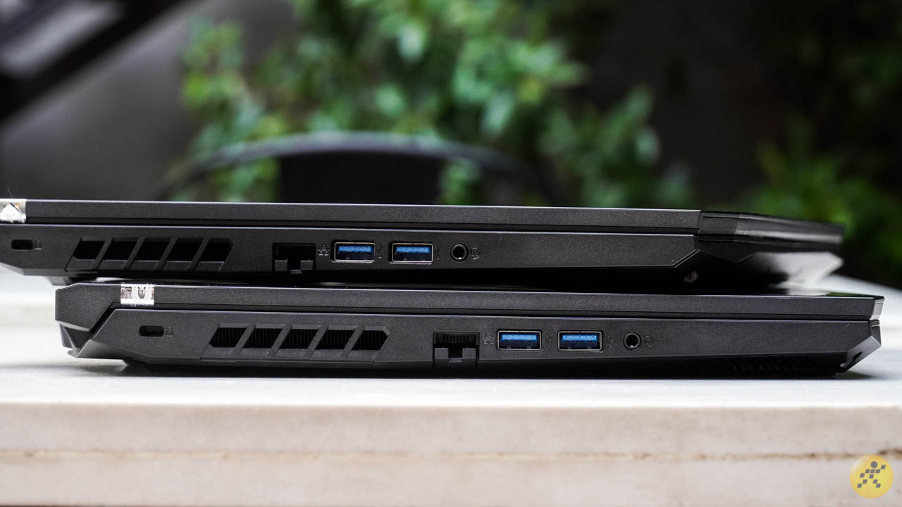 Cạnh trái của bộ đôi Acer Nitro AN515