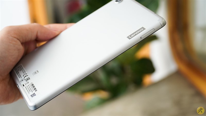 Lenovo Tab M7