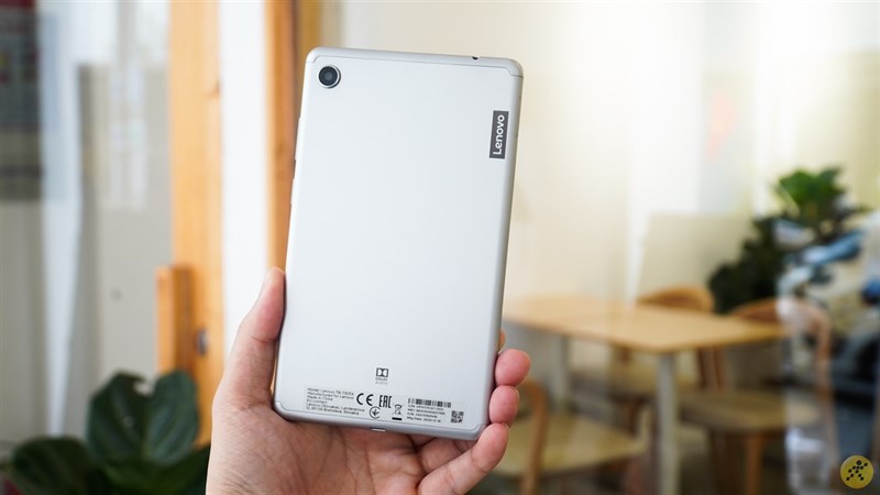Lenovo Tab M7