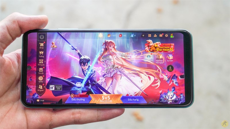 Hiện tại mình đang sử dụng Redmi Note 10 để chiến game