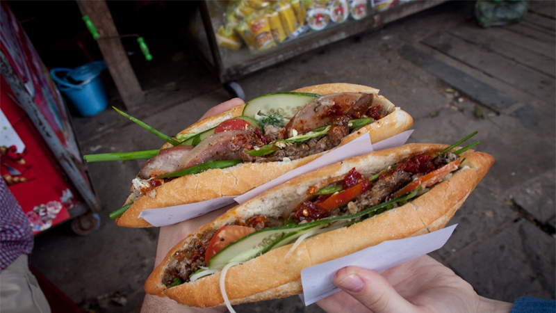 Bánh mì Madam Khánh