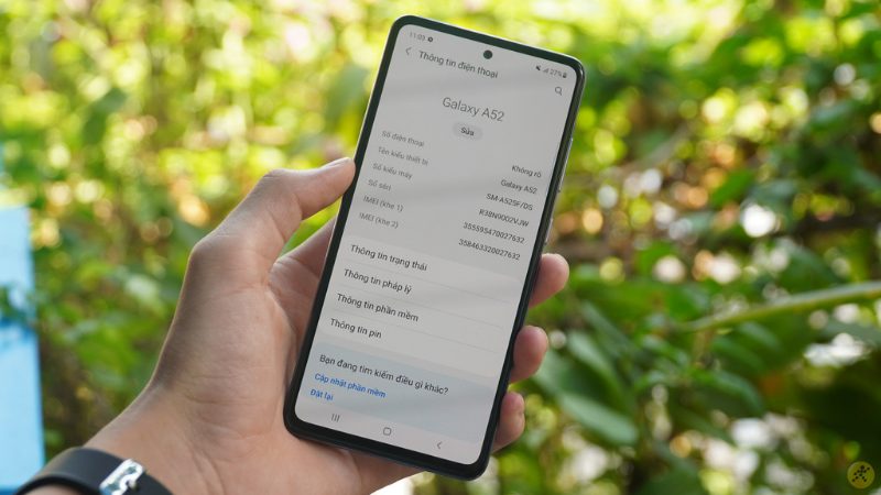 Galaxy A52 cũng được trang bị sạc nhanh 25W, giúp chúng ta tiết kiệm được kha khá thời gian sạc máy. Galaxy A52 cũng được trang bị sạc nhanh 25W, giúp chúng ta tiết kiệm được kha khá thời gian sạc máy.