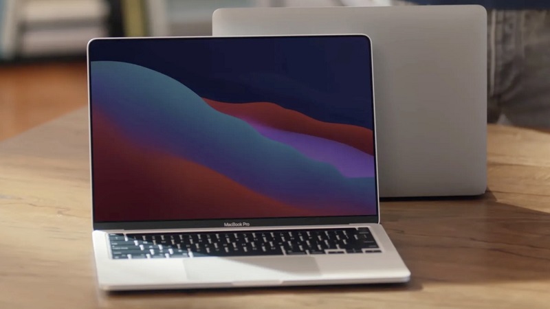 Intel tạo hình MacBook Pro cực đẹp trong video quảng cáo của mình Intel tạo hình MacBook Pro cực đẹp trong video quảng cáo của mình
