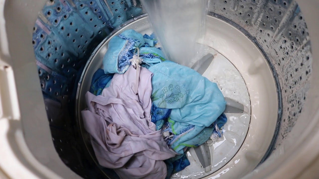 Mâm máy giặt bị tuôn