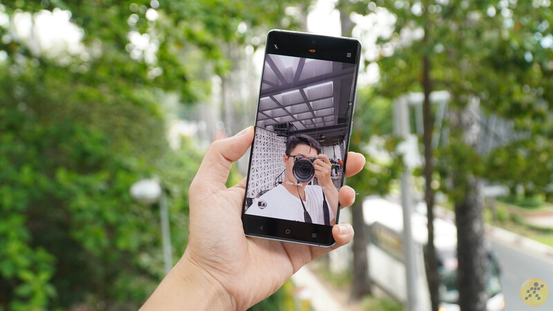 Vivo X60 Pro với thiết kế cao cấp, chip Snapdragon 870 và camera Gimbal 2.0, chỉ cần mức giá tốt nữa là cầm chắc thành công