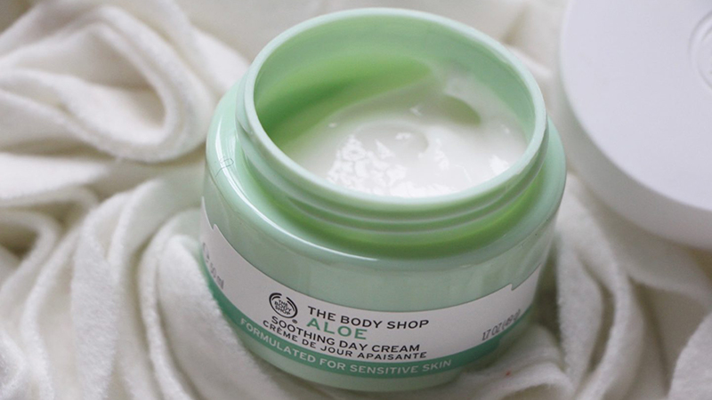  The Body Shop Aloe với chiết xuất từ nha đam