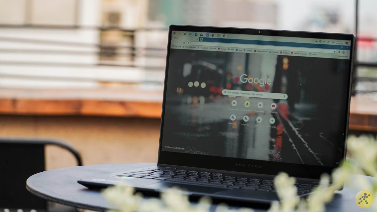 Khả năng hiển thị của ASUS ROG Flow X13 rất tốt Khả năng hiển thị của ASUS ROG Flow X13 rất tốt