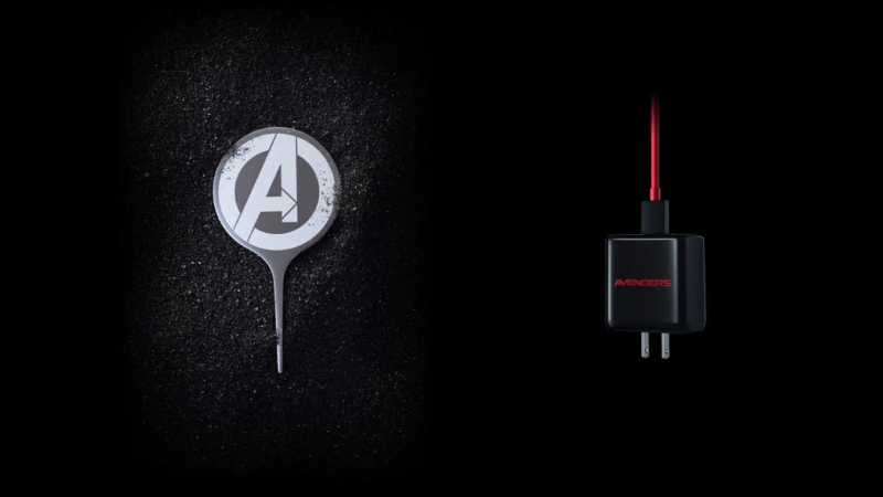 Dụng cụ lấy SIM và bộ sạc đi kèm OPPO Reno5 Marvel