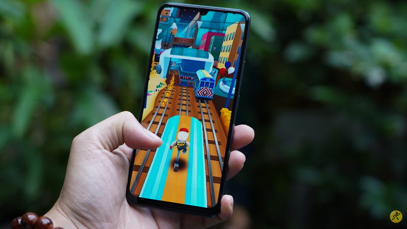 Vivo V20 (2021) chơi game