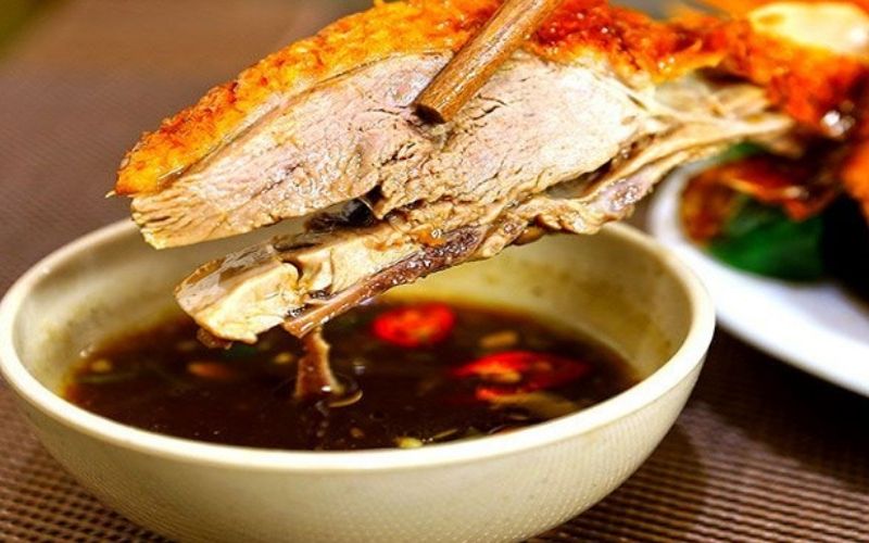 2 ways to make Peking duck sauce as delicious as a 5-star restaurant