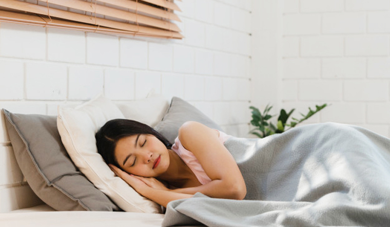 Làn da "hoạt động" như thế nào khi chúng ta đi ngủ?