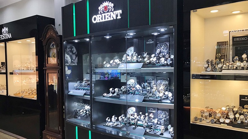 Một góc cửa hàng dành cho thương hiệu Orient Một góc cửa hàng dành cho thương hiệu Orient