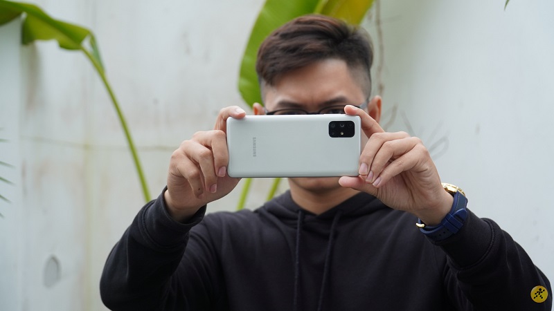 Camera và pin là điểm đáng tiền nhất trên Samsung Galaxy M51 Camera và pin là điểm đáng tiền nhất trên Samsung Galaxy M51