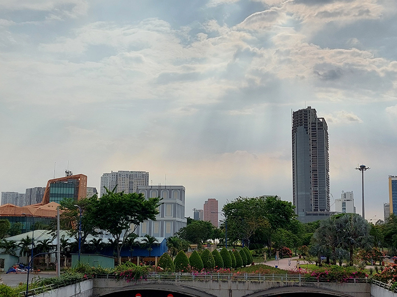 Galaxy A52 5G cho ra những bức ảnh ngược sáng tốt đấy chứ nhỉ?