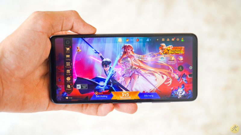 Samsung Galaxy A52 5G có những thông số cấu hình rất ấn tượng trong tầm giá.