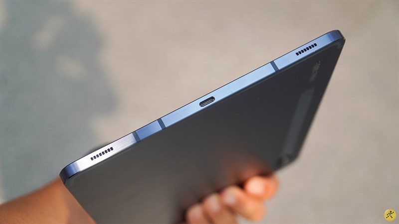 Cạnh dưới của Samsung Galaxy Tab S7