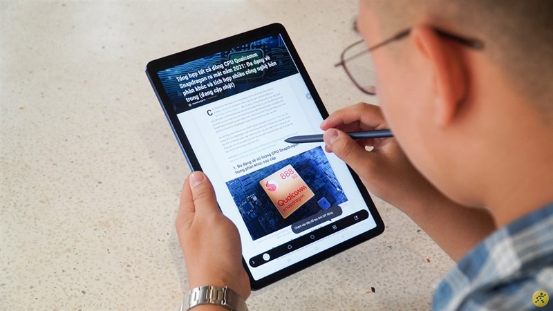 Màn hình 120 Hz cùng bút S Pen trên Galaxy Tab S7 mang đến trải nghiệm vô cùng ấn tượng