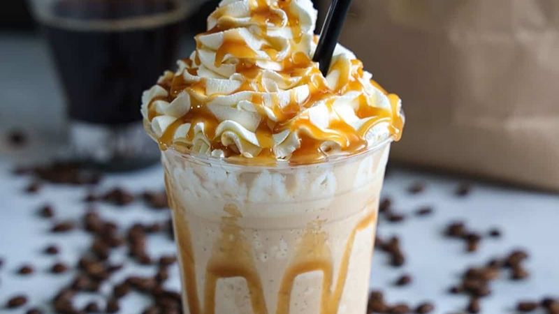 Cách Làm Cafe Kem Tươi: Cách Làm Cà Phê Đá Bào Frappuccino