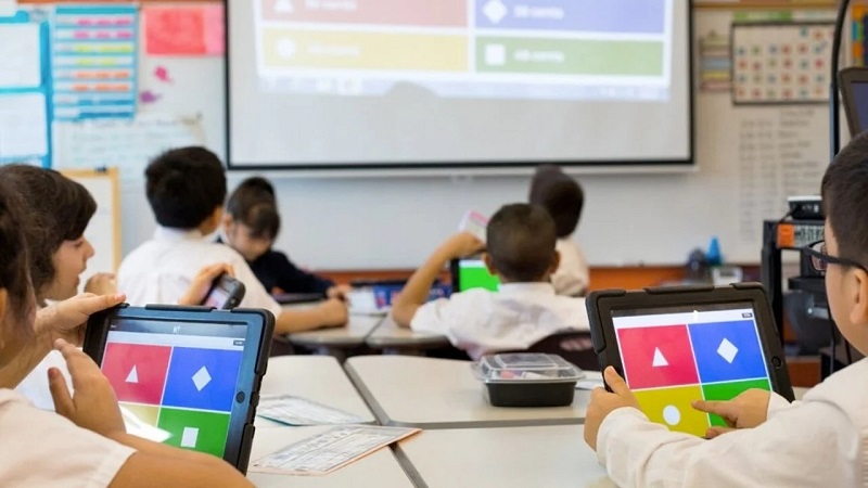 Các trường học ở Scotland sẽ phát 39.000 chiếc máy tính bảng Apple iPad cho học sinh và nhân viên nhà trường Các trường học ở Scotland sẽ phát 39.000 chiếc máy tính bảng Apple iPad cho học sinh và nhân viên nhà trường