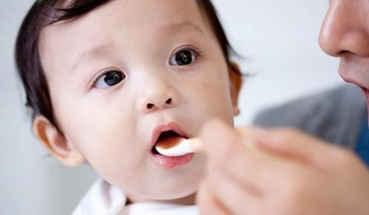 Thuốc tiêu đờm cho trẻ nên dùng hay không? Đây là câu trả lời của chuyên gia