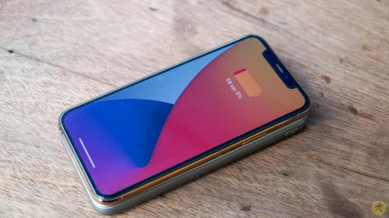 Với một đứa dùng iPhone 11 như mình thì sạc không dây trên mẫu Energizer QE10007PQ là không cần thiết cho lắm. Với một đứa dùng iPhone 11 như mình thì sạc không dây trên mẫu Energizer QE10007PQ là không cần thiết cho lắm.