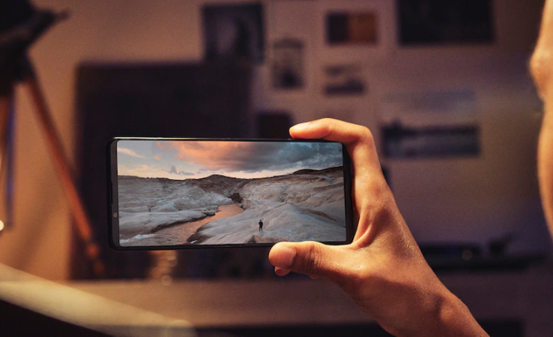 Front of Sony Xperia 1 Mark III with 6.5 inch screen Front of Sony Xperia 1 Mark III with 6.5 inch screen